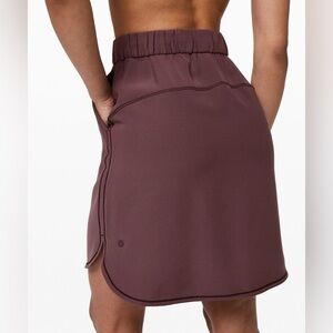Lululemon On The Fly Burgundy Skirt Size 6